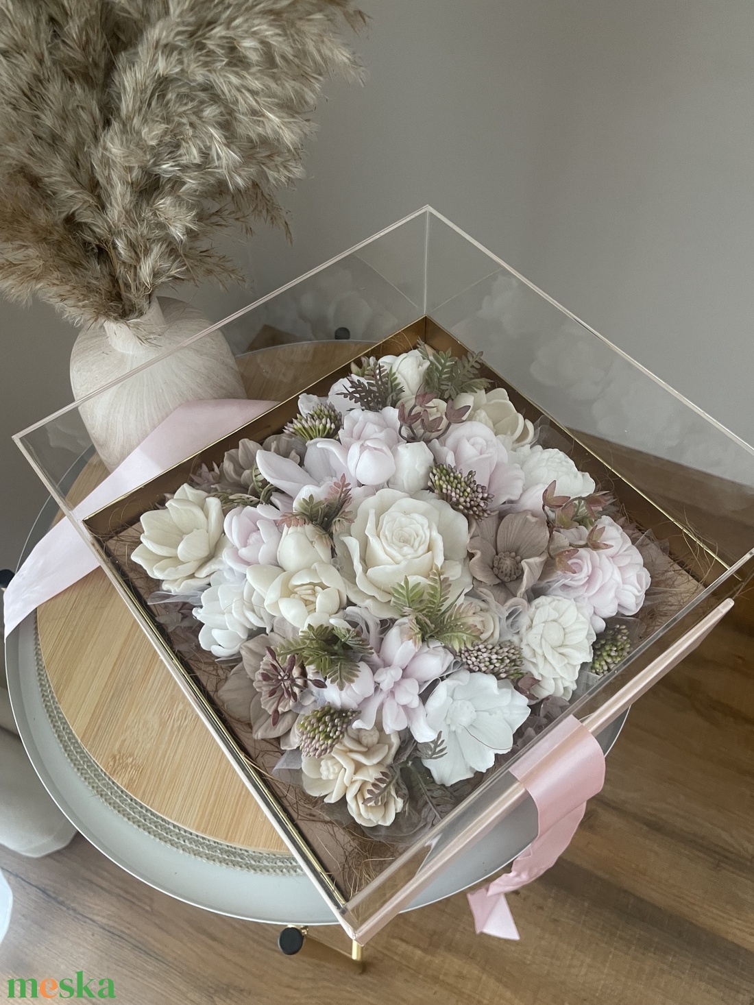 Szappanvirág akril boxban - otthon & életmód - dekoráció - virágdísz és tartó - virágbox, virágdoboz - Meska.hu