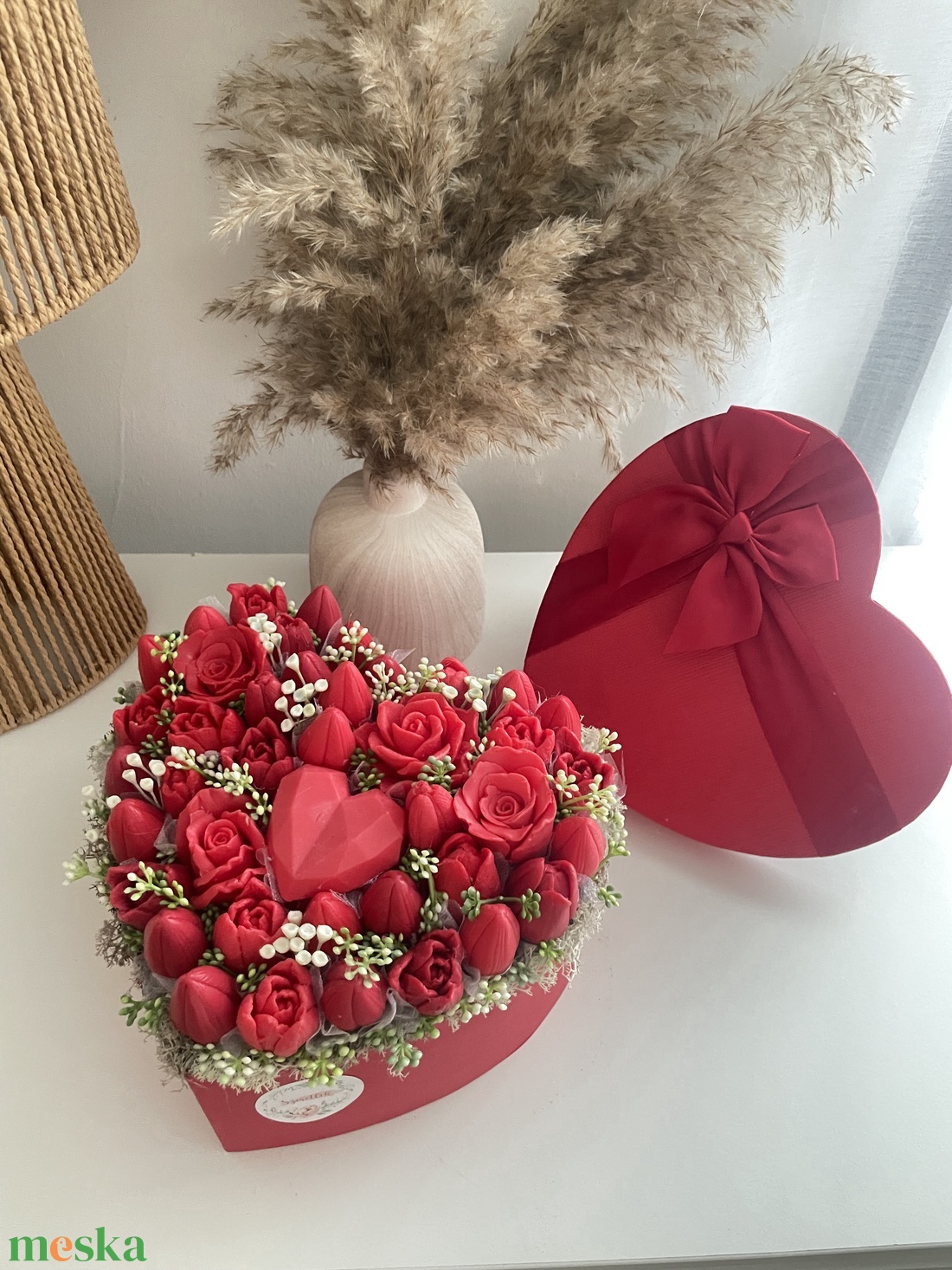 Valentin nap szappanvirág szív boxban - otthon & életmód - dekoráció - asztal és polc dekoráció - asztaldísz - Meska.hu