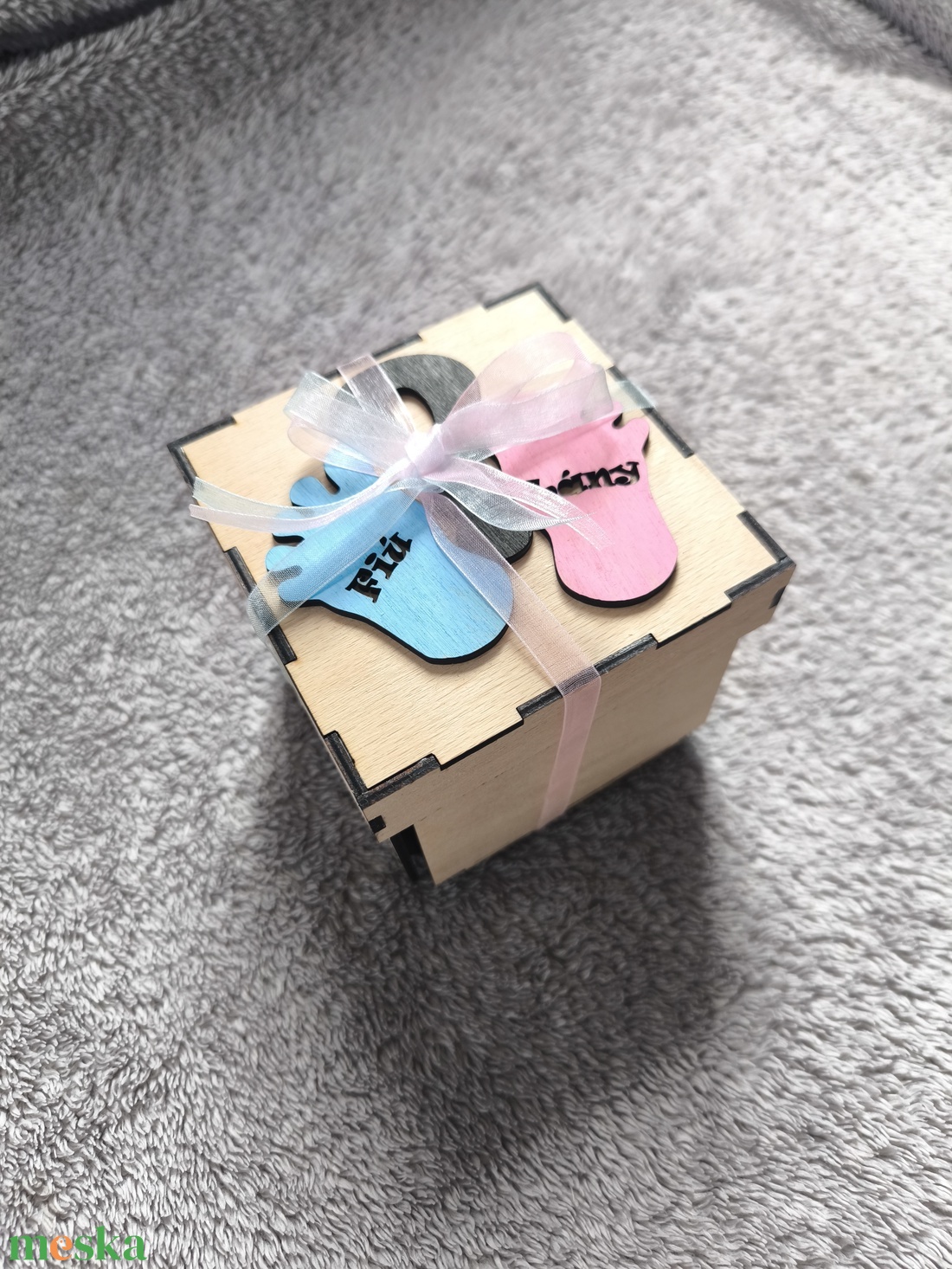 Baba neme bejelentő doboz, fiú vagy lány, gender reveal - játék & sport - babalátogató ajándékcsomag - Meska.hu Baba neme bejelentő doboz, fiú vagy lány, gender reveal - játék & sport - babalátogató ajándékcsomag - Meska.hu