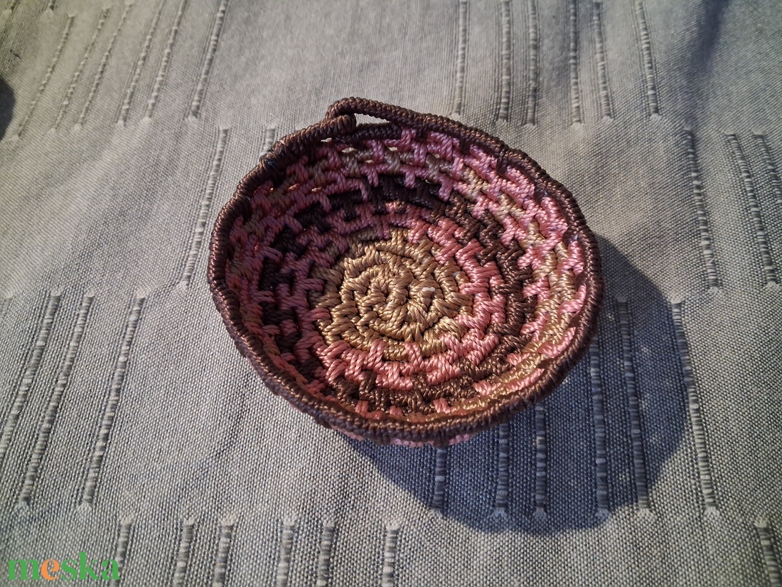 Ékszertartó - ropecoil technikával - ékszer - ékszertartó - ékszertartó tál - Meska.hu