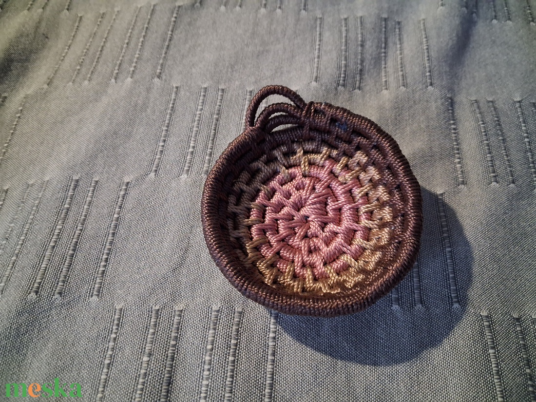 Ékszertartó - ropecoil technikával - ékszer - ékszertartó - ékszertartó tál - Meska.hu