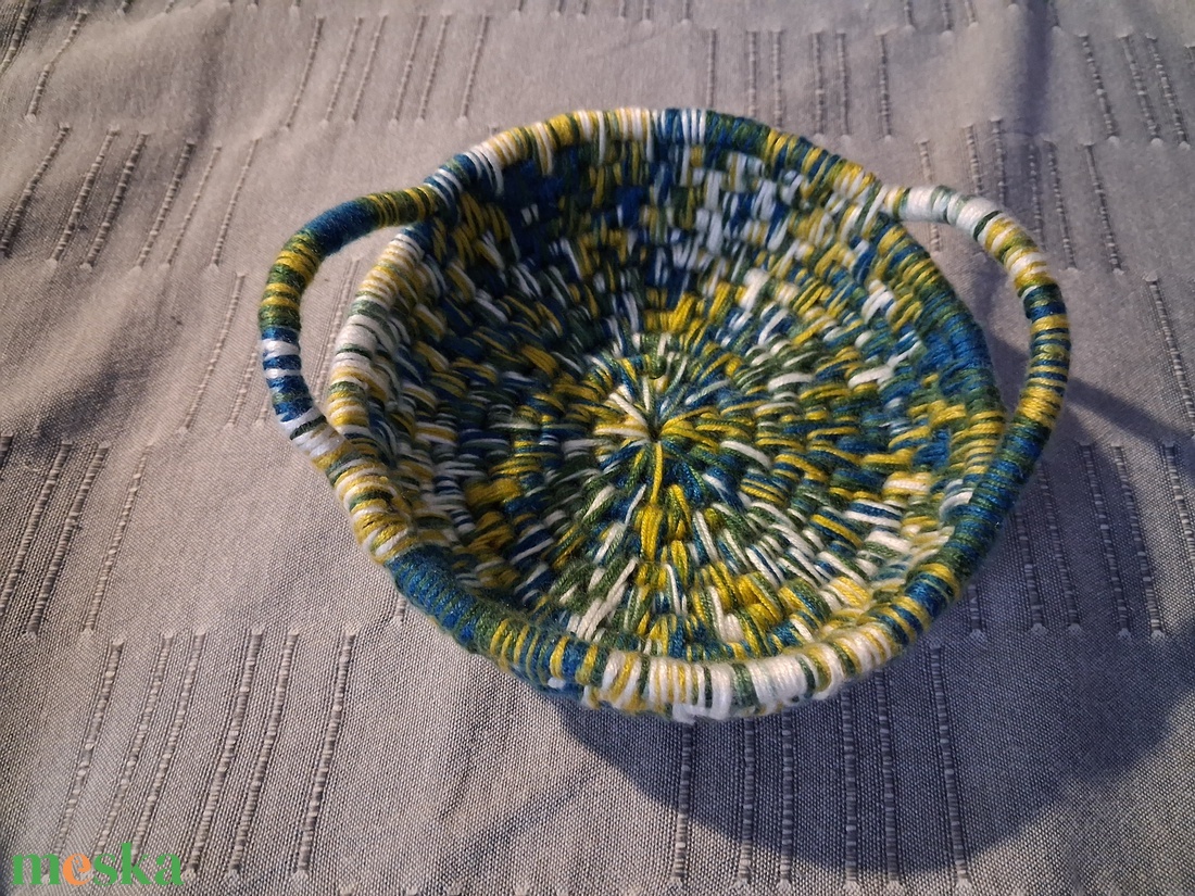 Egyedi készítésű kosárka - otthon & életmód - tárolás & rendszerezés - tárolókosár - Meska.hu