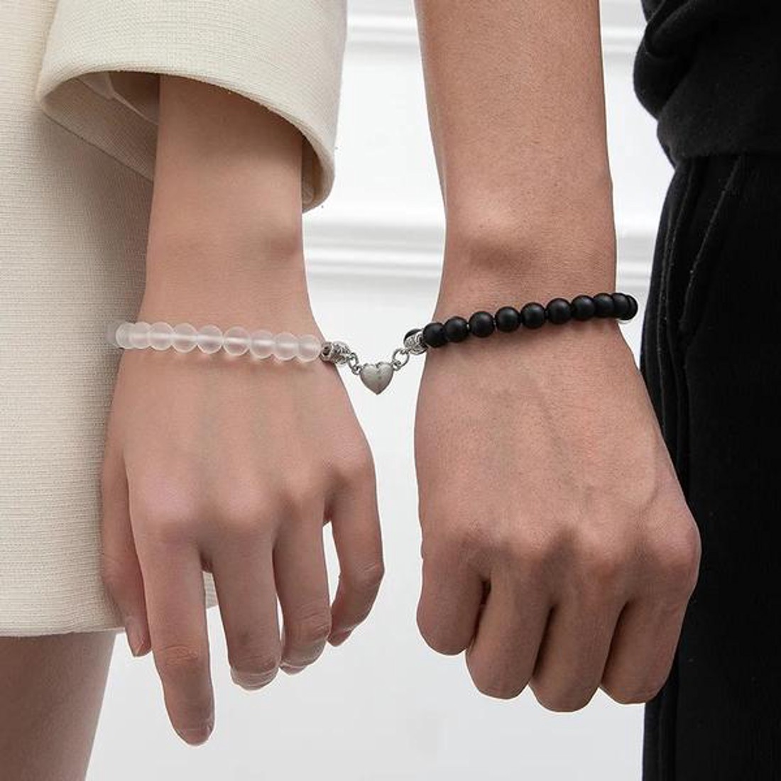 Szerelmi pároskarkötő mágneses szívpárral - ékszer - karkötő - gyöngyös karkötő - Meska.hu