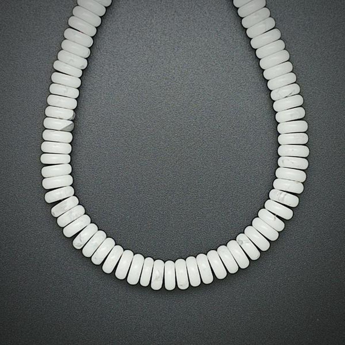Howlit korong 6,5x2mm  ékszerkészítő alapanyag (füzér) - kellékek & szerszámok - ásvány alapanyag - ásványfüzér - Meska.hu Howlit korong 6,5x2mm  ékszerkészítő alapanyag (füzér) - kellékek & szerszámok - ásvány alapanyag - ásványfüzér - Meska.hu