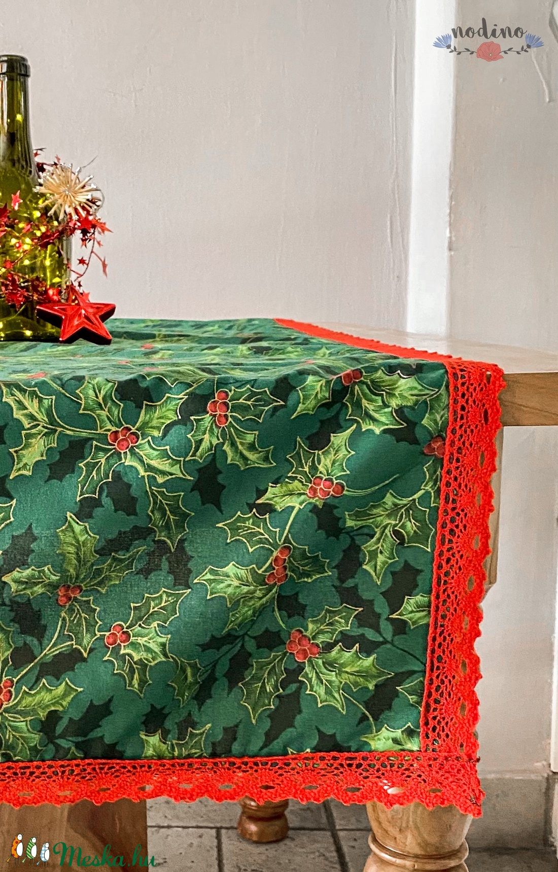 Csipke szegélyes karácsonyi, adventi futó terítő, zöld-arany magyal mintával - karácsony - karácsonyi lakásdekoráció - Meska.hu Csipke szegélyes karácsonyi, adventi futó terítő, zöld-arany magyal mintával - karácsony - karácsonyi lakásdekoráció - Meska.hu