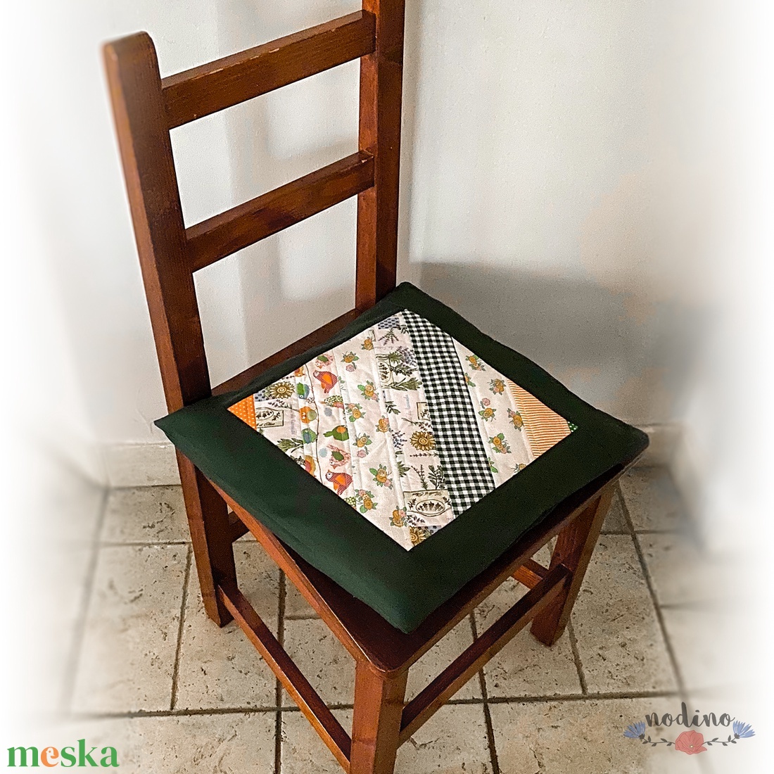 Négyszögletes vidám mintás patchwork székpárna huzat (fehér, zöld, narancssárga) 41 x 41 cm, 4darab - otthon & életmód - lakástextil - székpárna, huzat - Meska.hu Négyszögletes vidám mintás patchwork székpárna huzat (fehér, zöld, narancssárga) 41 x 41 cm, 4darab - otthon & életmód - lakástextil - székpárna, huzat - Meska.hu
