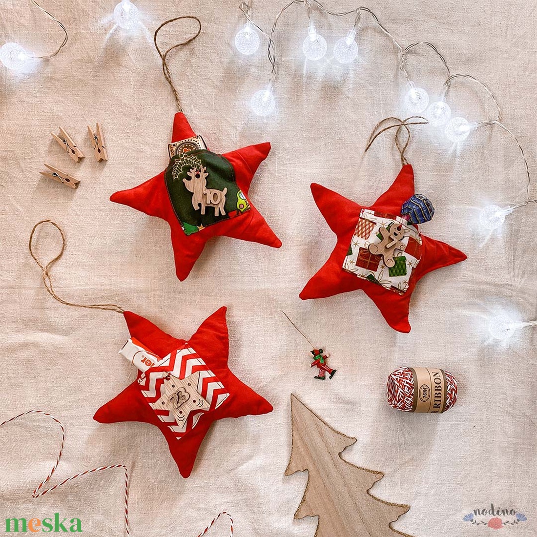Adventi naptár, akasztós piros csillagok színes zsebbel, csíkos akasztóval, karácsonyi dekoráció (24 darab) - karácsony - adventi díszek - adventi naptár - Meska.hu Adventi naptár, akasztós piros csillagok színes zsebbel, csíkos akasztóval, karácsonyi dekoráció (24 darab) - karácsony - adventi díszek - adventi naptár - Meska.hu
