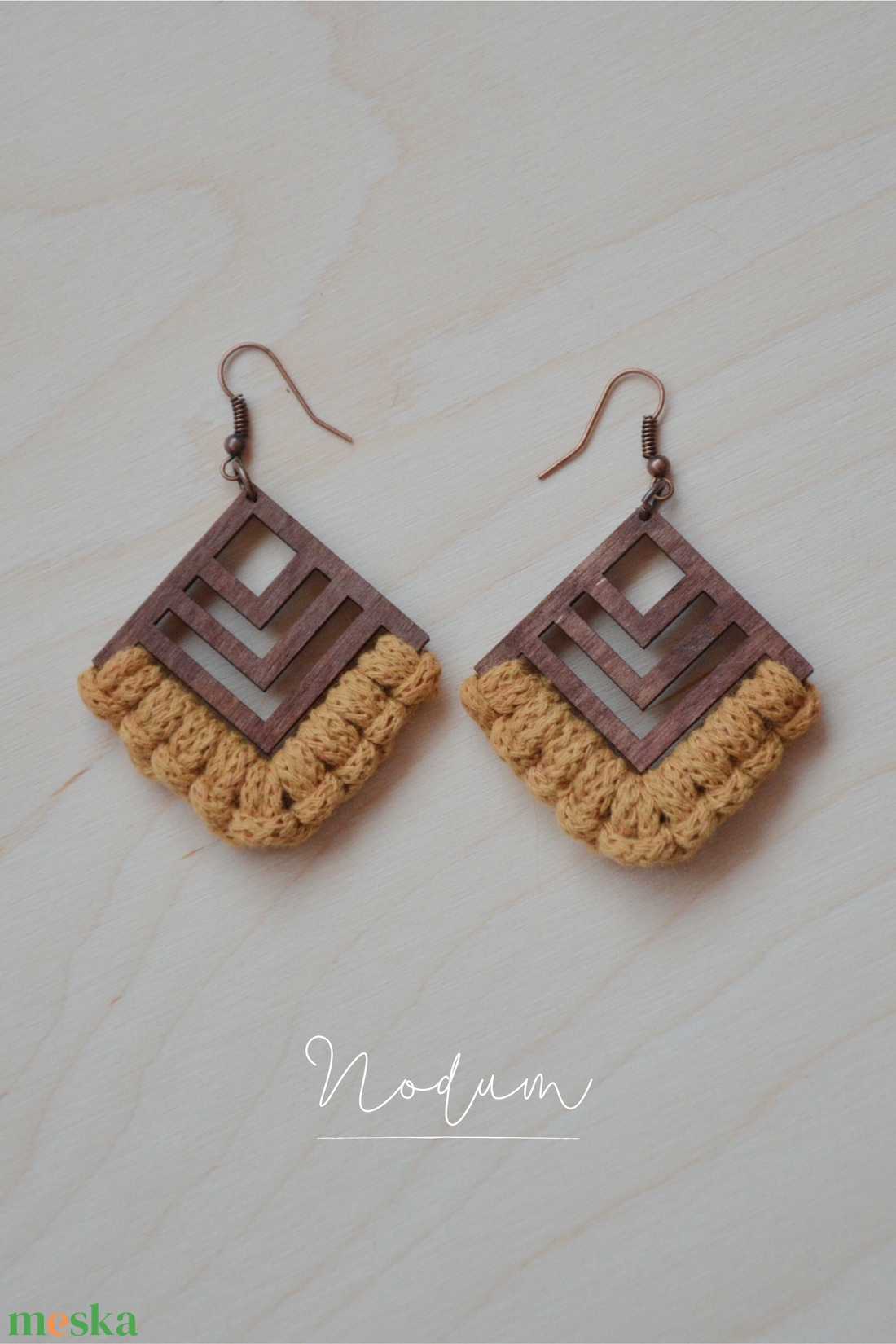 Makramé fülbevaló (Terra kollekció) - esküvő - ékszer - fülbevaló - Meska.hu