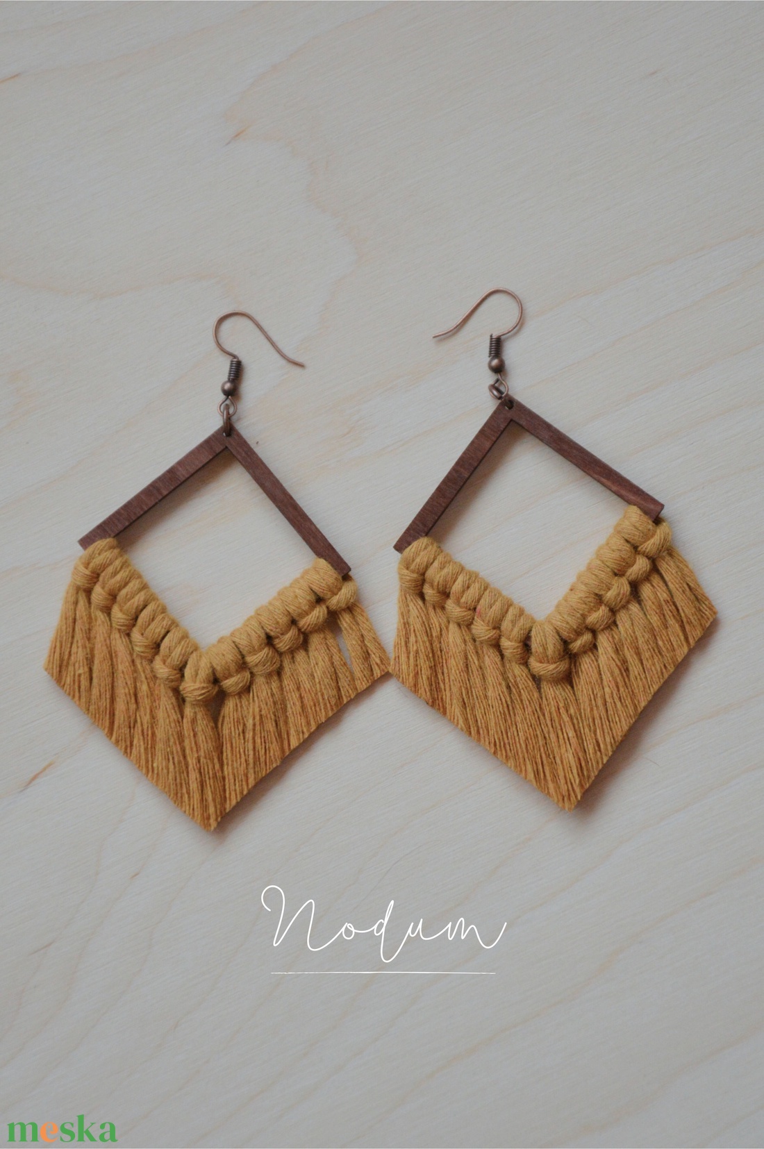 Makramé fülbevaló (Terra kollekció) - esküvő - ékszer - fülbevaló - Meska.hu