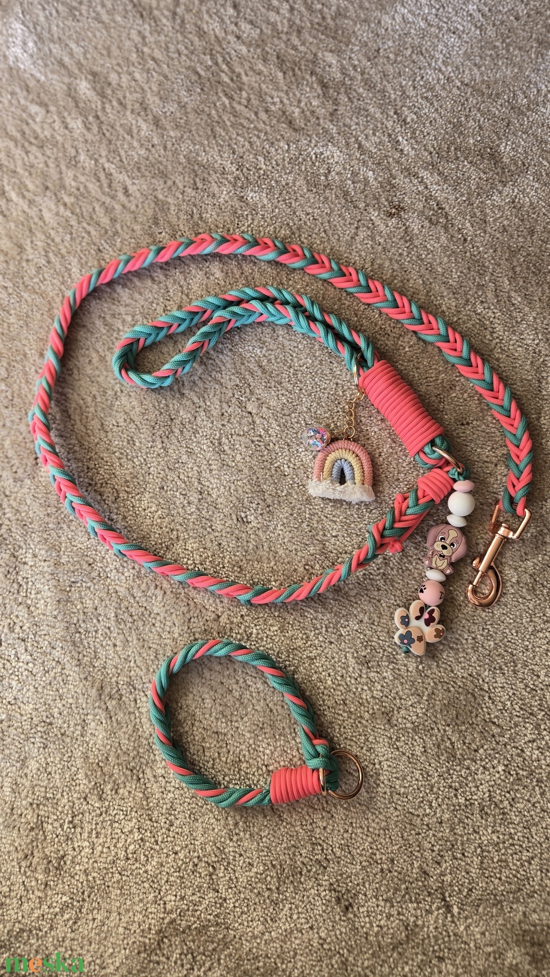 Rainbow Joy � Kézműves Fonott Paracord Póráz, Nyakkörv és Cuki Szivárványos Fityegő Szett S-es - otthon & életmód - kisállatoknak - kutyáknak - kutya nyakörv, póráz szett - Meska.hu