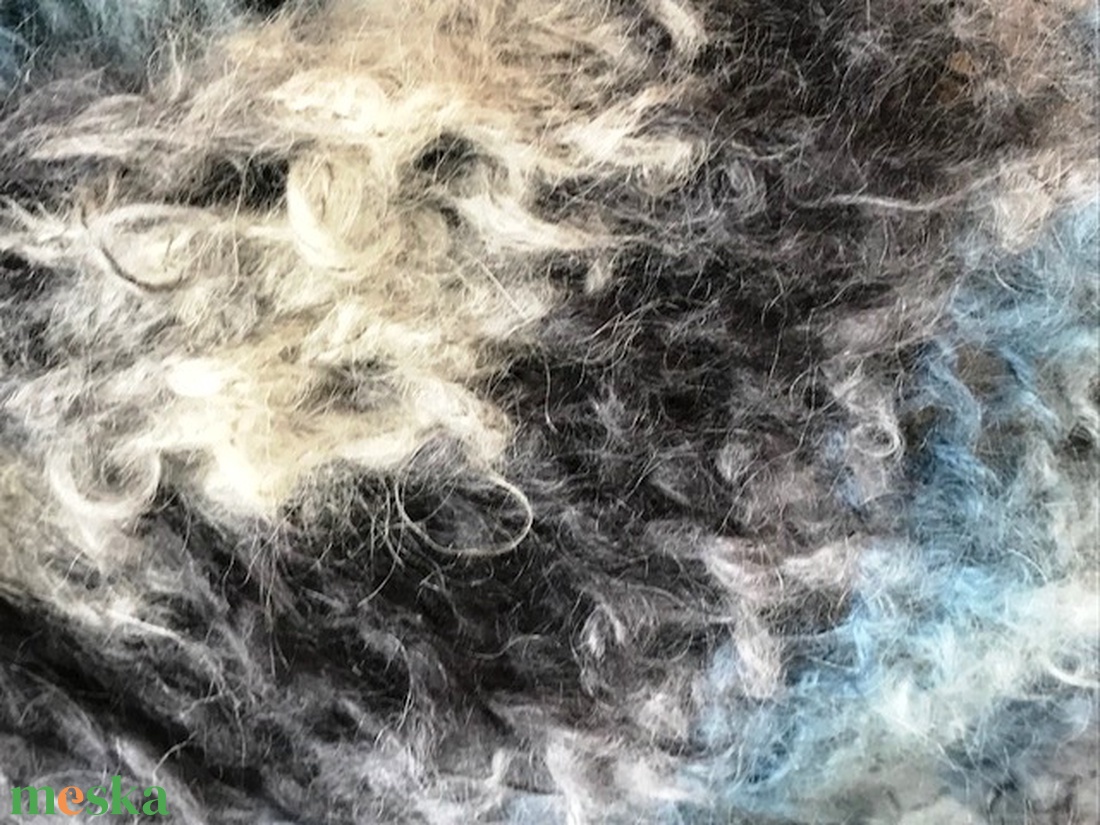 Áttört csipke mintás pihe-puha hosszú mohair sál/stóla kék szürke jeges téli színátmentes - ruha & divat - sál, sapka, kendő - sál - Meska.hu Áttört csipke mintás pihe-puha hosszú mohair sál/stóla kék szürke jeges téli színátmentes - ruha & divat - sál, sapka, kendő - sál - Meska.hu