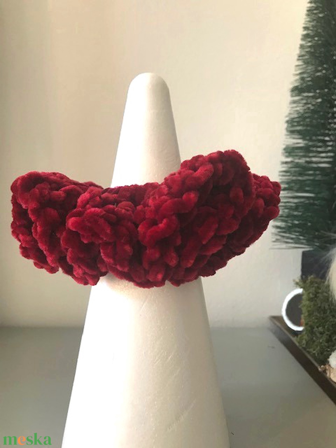 Horgolt scrunchie Hajgumi hajdísz vörös bársony velvet karácsonyi báli estélyi konty hajtű lófarok - ruha & divat - hajdísz & hajcsat - hajdísz - Meska.hu Horgolt scrunchie Hajgumi hajdísz vörös bársony velvet karácsonyi báli estélyi konty hajtű lófarok - ruha & divat - hajdísz & hajcsat - hajdísz - Meska.hu