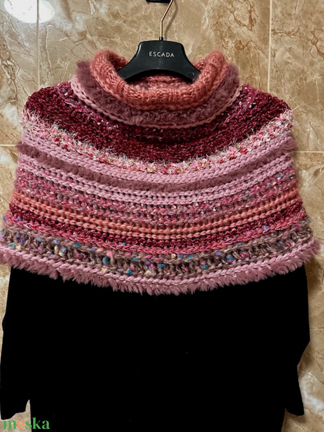 Horgolt kepp, puha magenta pink bordó meggyszínű körsál, nyakmelegítő vastag chunky fonalból - ruha & divat - sál, sapka, kendő - sál - Meska.hu Horgolt kepp, puha magenta pink bordó meggyszínű körsál, nyakmelegítő vastag chunky fonalból - ruha & divat - sál, sapka, kendő - sál - Meska.hu
