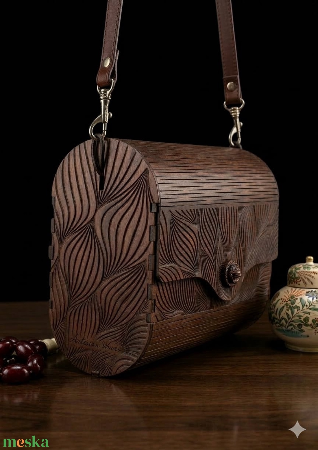 Lézervágott fa válltáska - táska & tok - kézitáska & válltáska - kézitáska - Meska.hu