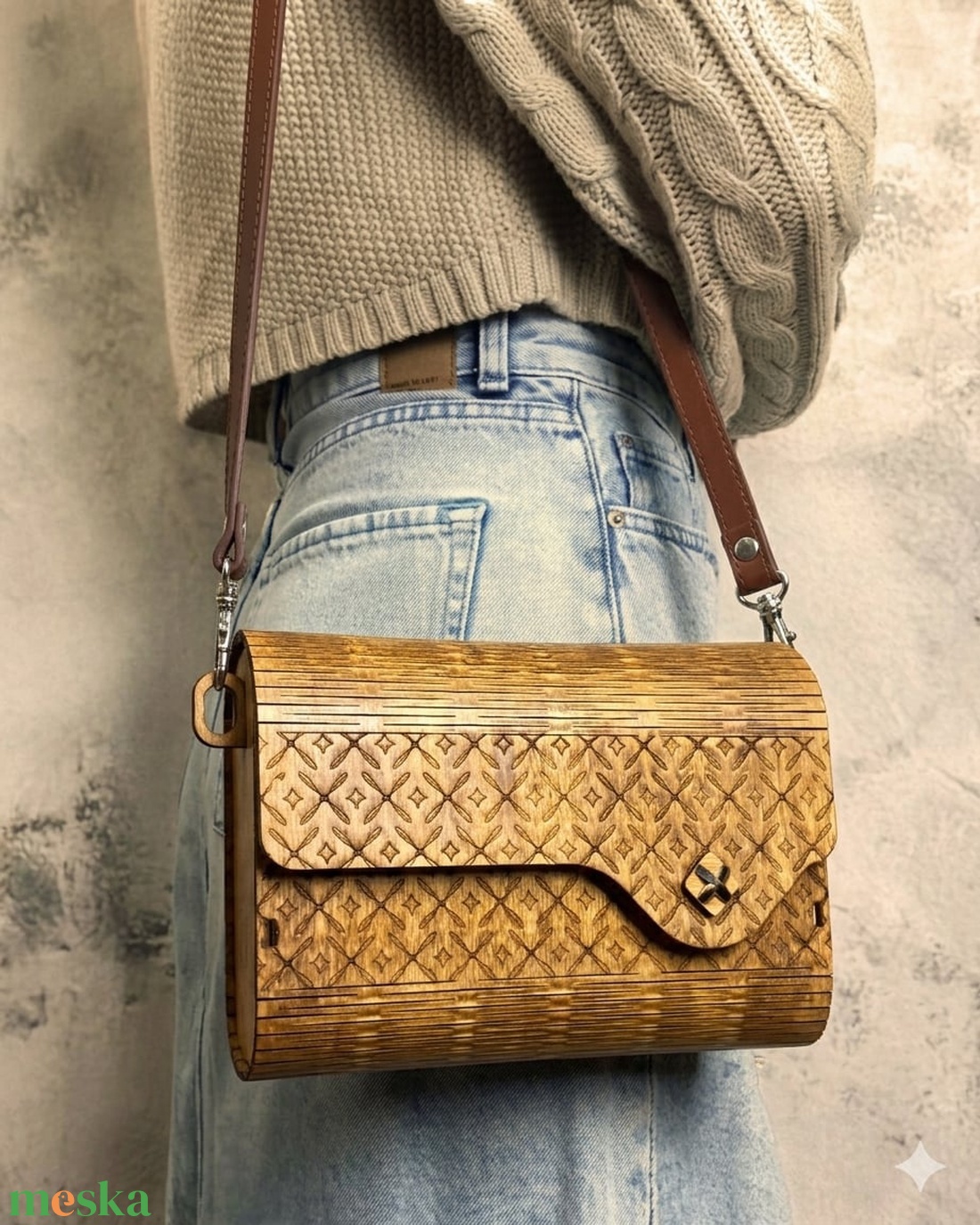 Lézervágott fa válltáska - táska & tok - kézitáska & válltáska - kézitáska - Meska.hu