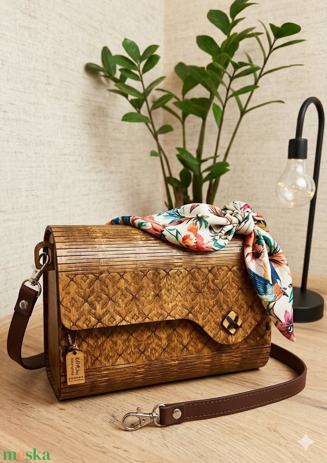 Lézervágott fa válltáska - táska & tok - kézitáska & válltáska - kézitáska - Meska.hu