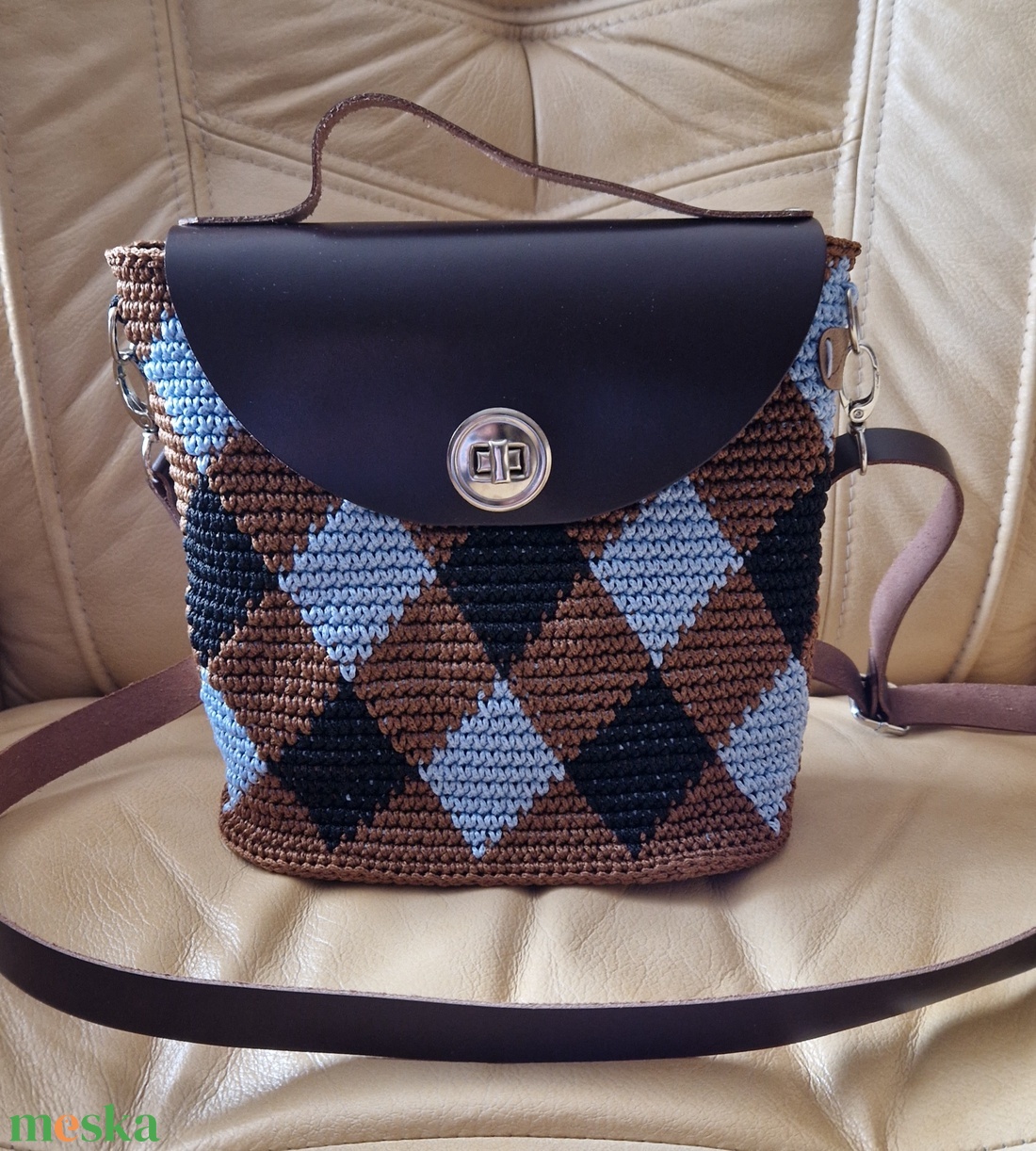 Rombuszmintás oldaltáska - táska & tok - kézitáska & válltáska - vállon átvethető táska - Meska.hu