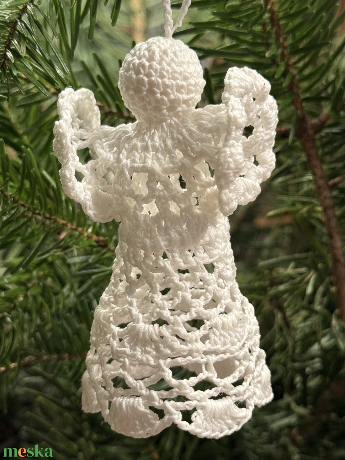 Horgolt angyalka karácsonyi dísz - karácsony - karácsonyi lakásdekoráció - karácsonyfadíszek - Meska.hu