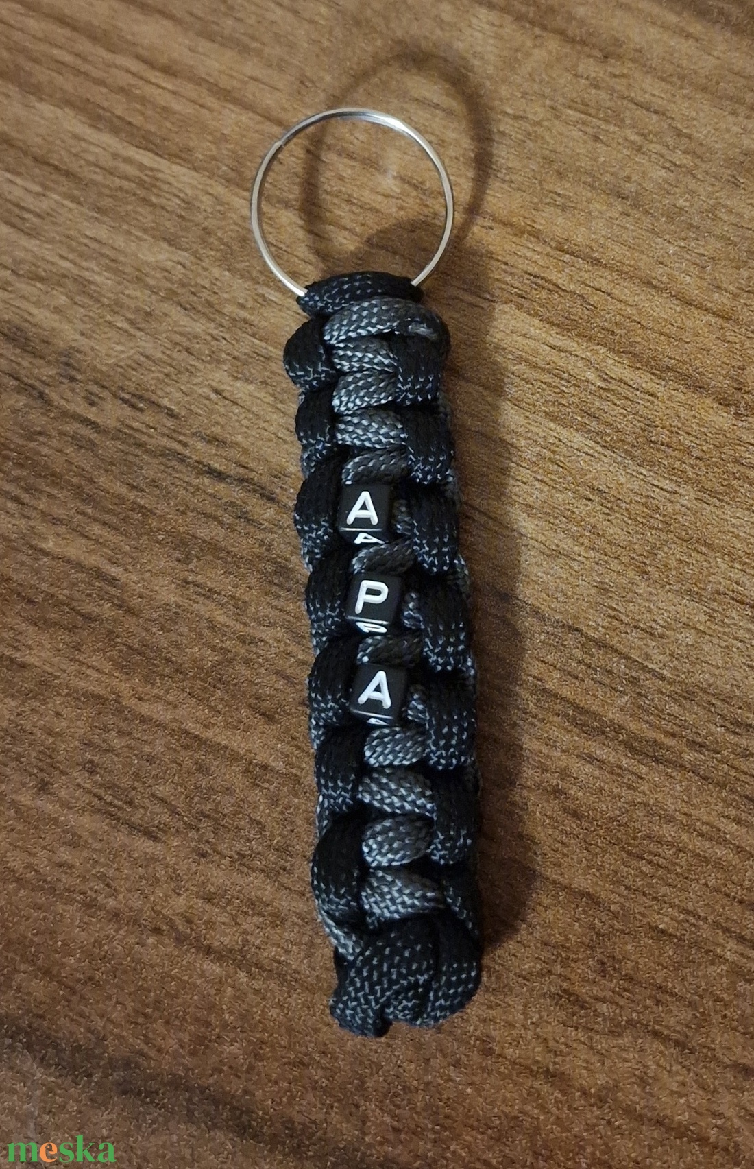 Apa feliratos paracord kulcstartó - táska & tok - kulcstartó & táskadísz - kulcstartó - Meska.hu
