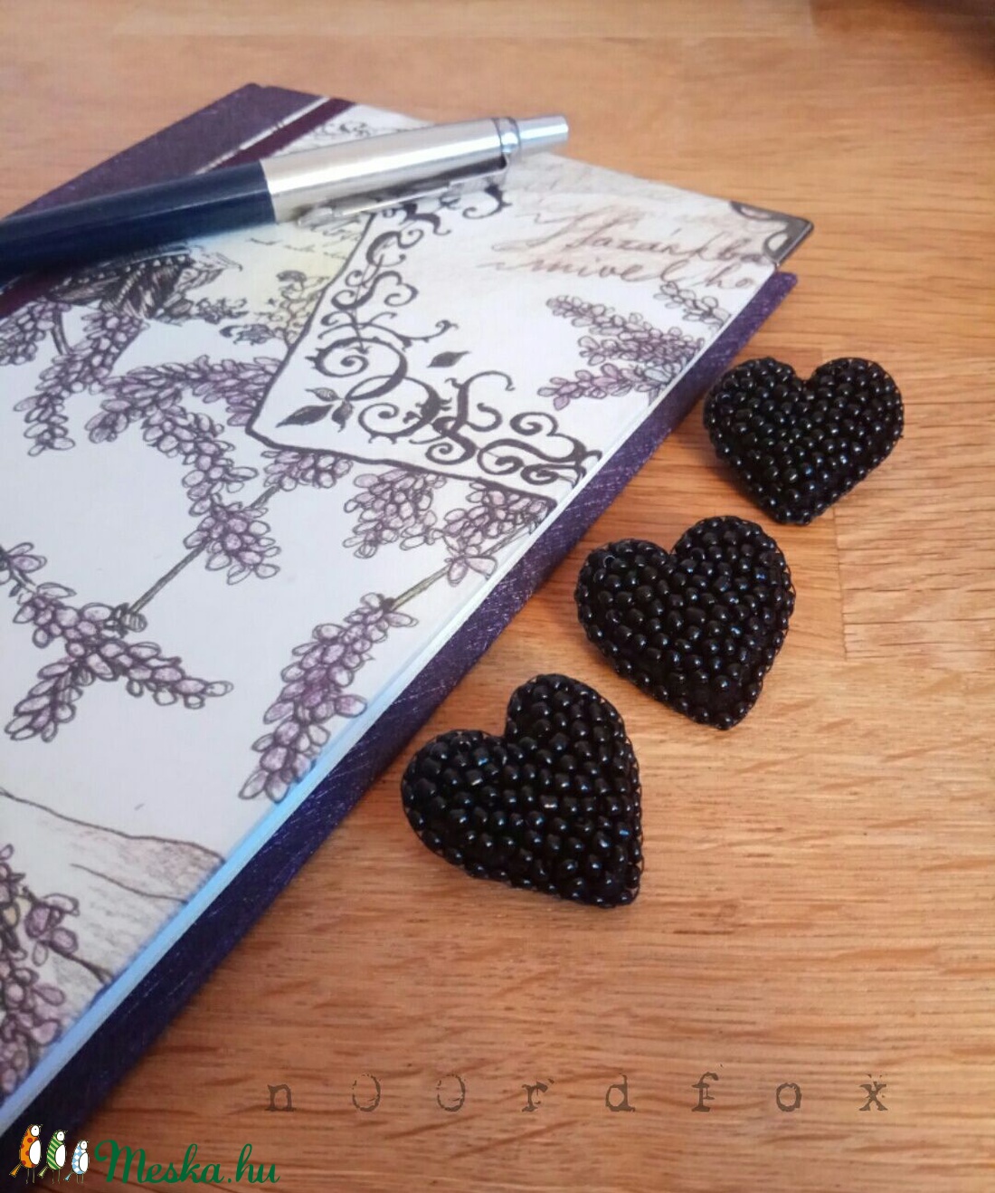 Hímzett szív kitűző III -  - Meska.hu