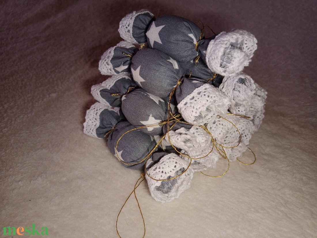 Textil szaloncukor - karácsony - karácsonyi lakásdekoráció - karácsonyfadíszek - Meska.hu