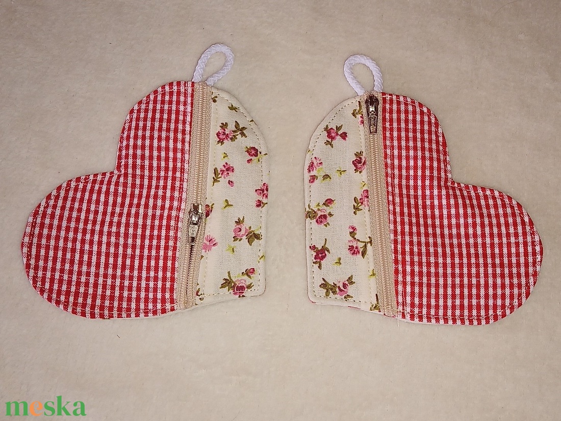 Mini szív alakú pénztárca - táska & tok - pénztárca & más tok - aprópénztartó - Meska.hu Mini szív alakú pénztárca - táska & tok - pénztárca & más tok - aprópénztartó - Meska.hu