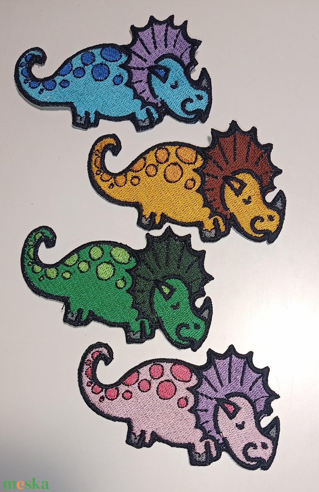 Dinoszaurusz felvarró - kellékek & szerszámok - méteráru - felvarrható, vasalható kellék - Meska.hu Dinoszaurusz felvarró - kellékek & szerszámok - méteráru - felvarrható, vasalható kellék - Meska.hu