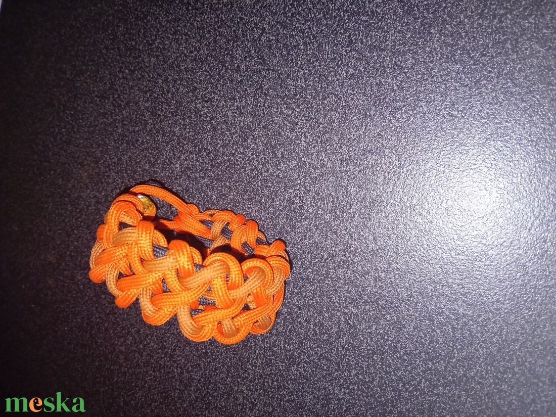 Paracord 550 karkötő Aries mintával - ékszer - karkötő - fonott karkötő - Meska.hu