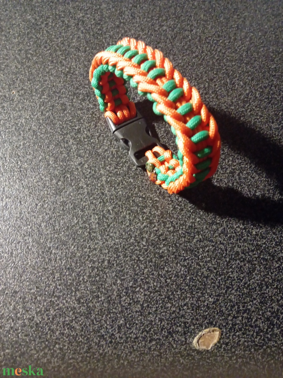 Paracord 450 karkötő - ékszer - karkötő - fonott karkötő - Meska.hu