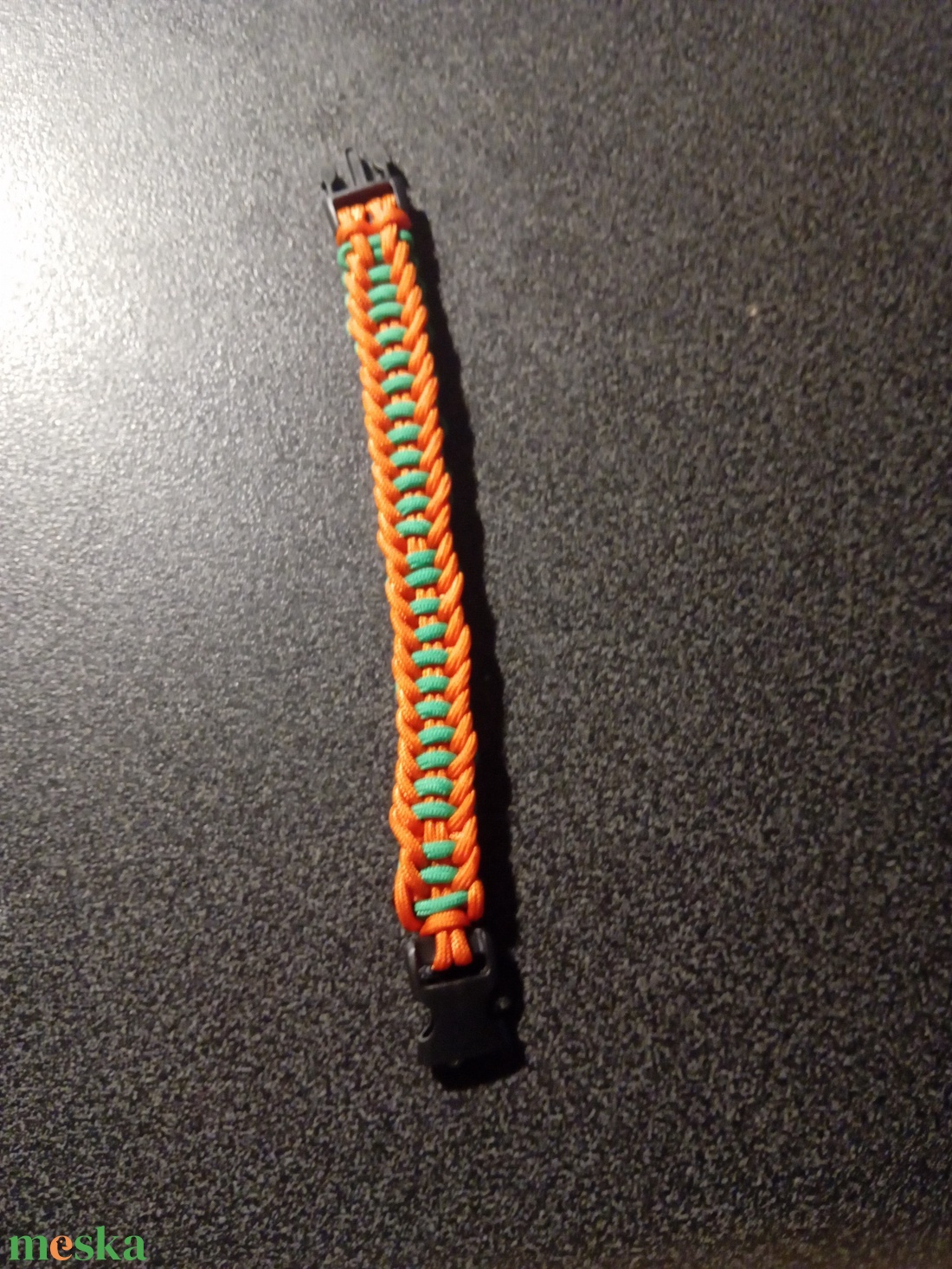 Paracord 450 karkötő - ékszer - karkötő - fonott karkötő - Meska.hu