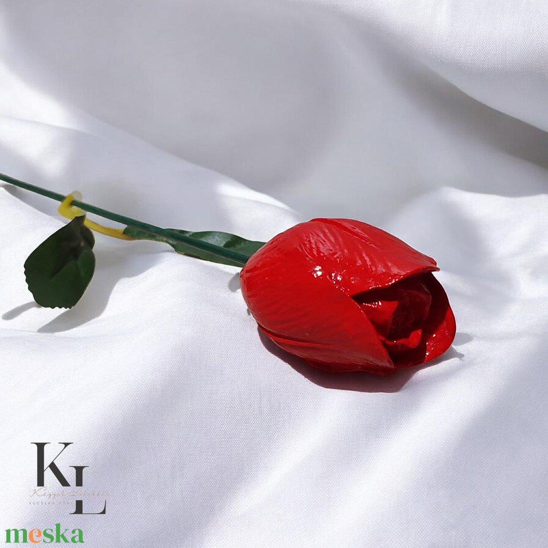 Raysin öntőporból készült rózsa vagy tulipán - otthon & életmód - dekoráció - asztal és polc dekoráció - asztaldísz - Meska.hu