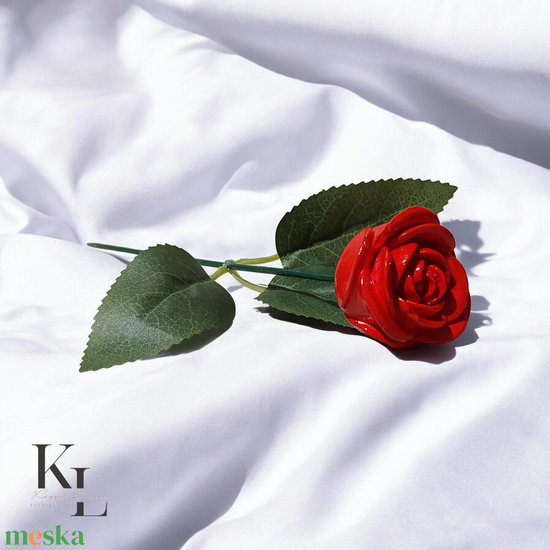 Raysin öntőporból készült rózsa vagy tulipán - otthon & életmód - dekoráció - asztal és polc dekoráció - asztaldísz - Meska.hu