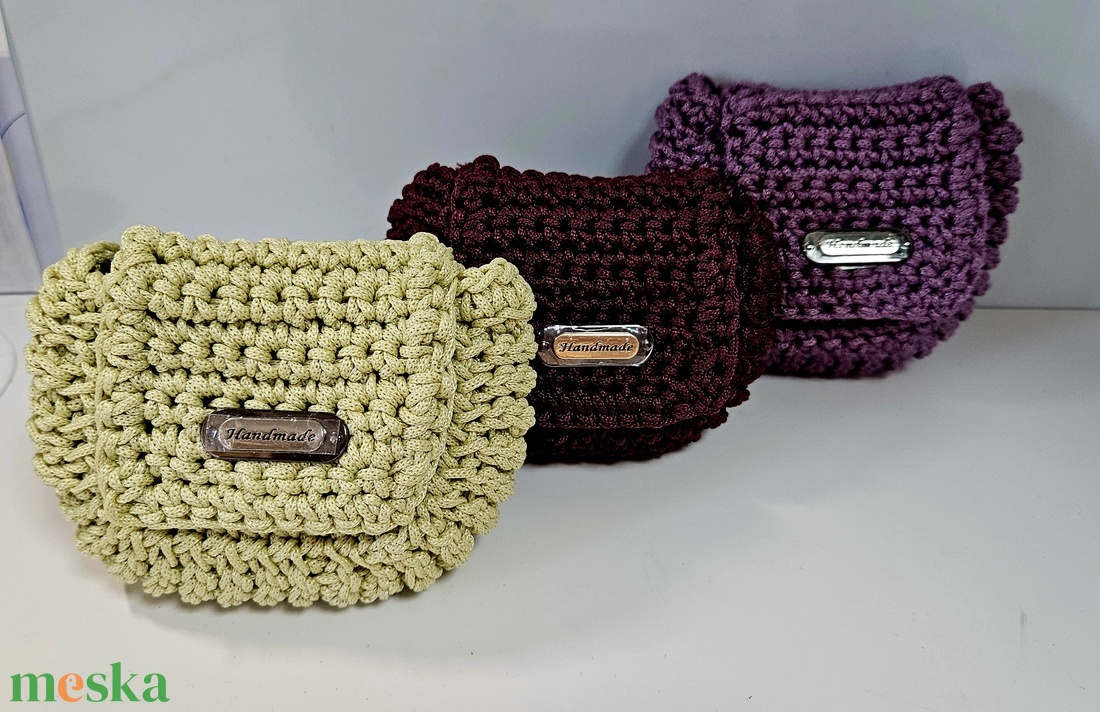 Horgolt neszeszer - táska & tok - pénztárca & más tok - kártyatartó & irattartó - Meska.hu