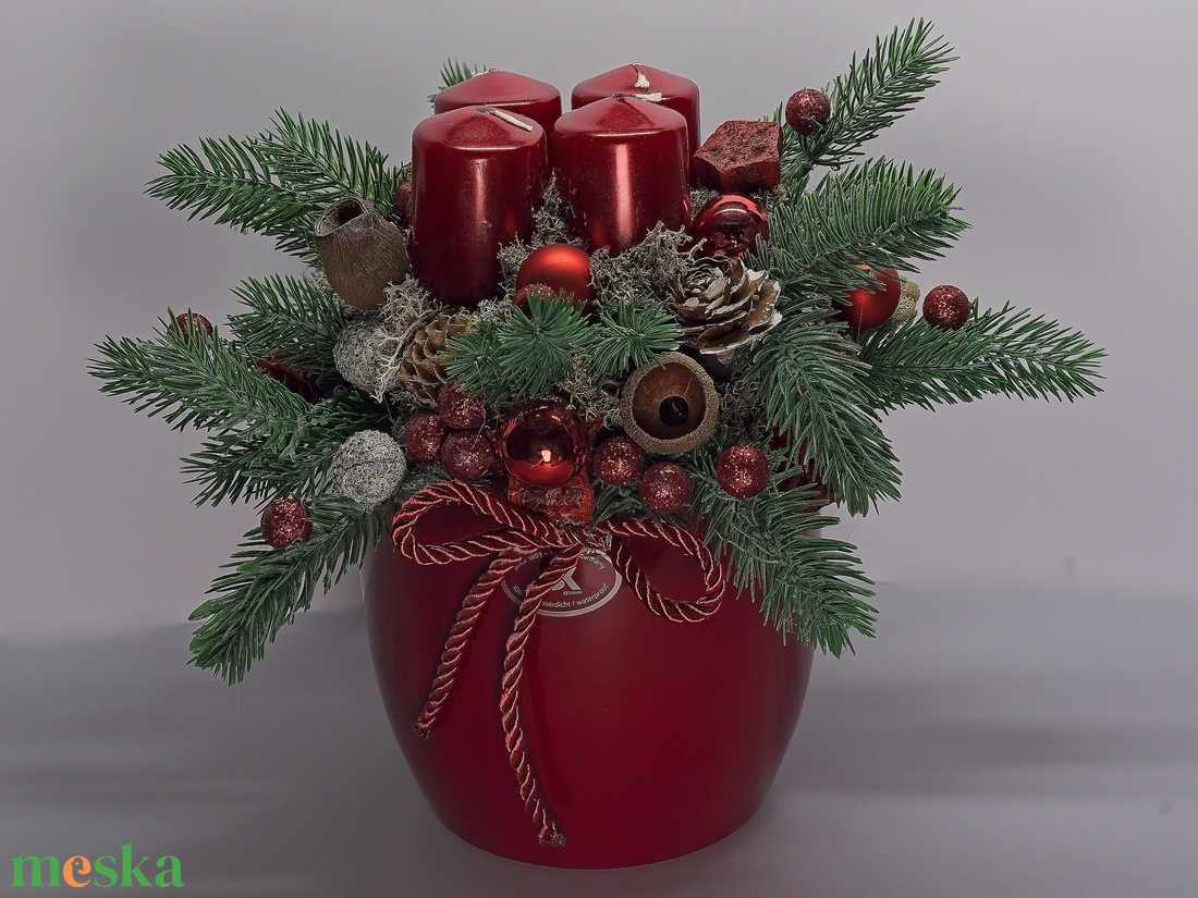 Klasszikus Piros Adventi Asztali Dísz Kaspóban  Örökzöld Kézműves Karácsonyi Dekoráció - karácsony - adventi díszek - adventi asztaldísz - Meska.hu