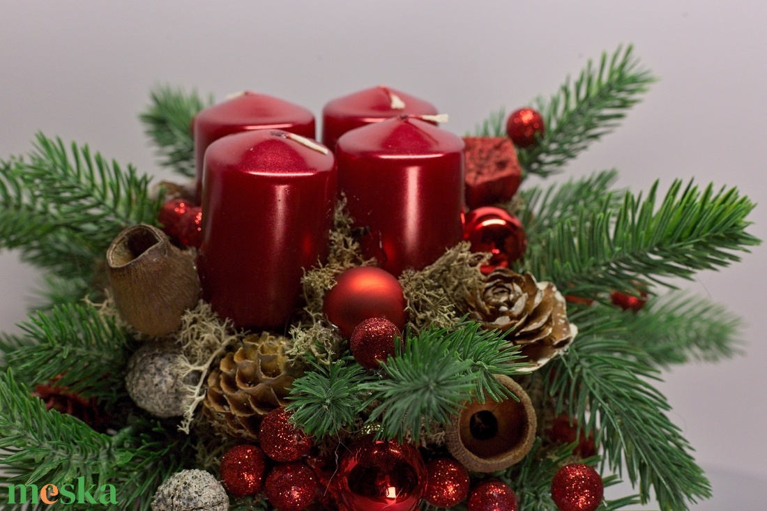 Klasszikus Piros Adventi Asztali Dísz Kaspóban  Örökzöld Kézműves Karácsonyi Dekoráció - karácsony - adventi díszek - adventi asztaldísz - Meska.hu