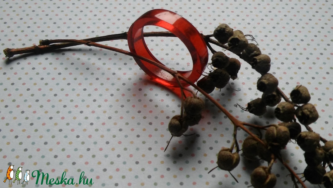 Vörös álom gyűrű gyantából -  - Meska.hu