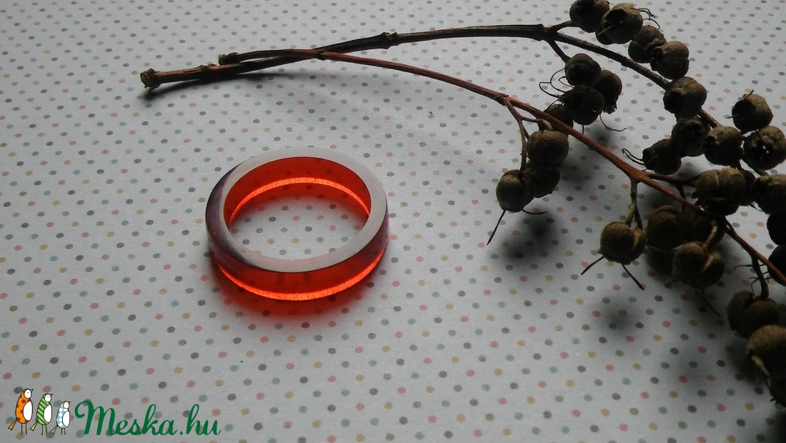 Vörös álom gyűrű gyantából -  - Meska.hu