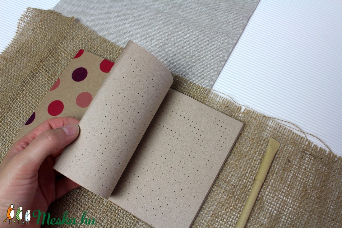 ECO kis ponthálós füzet - páros csomag - pink-lila pöttyös - feliratos - újrahasznosított papírból - otthon & lakás - papír írószer - jegyzetfüzet & napló - Meska.hu