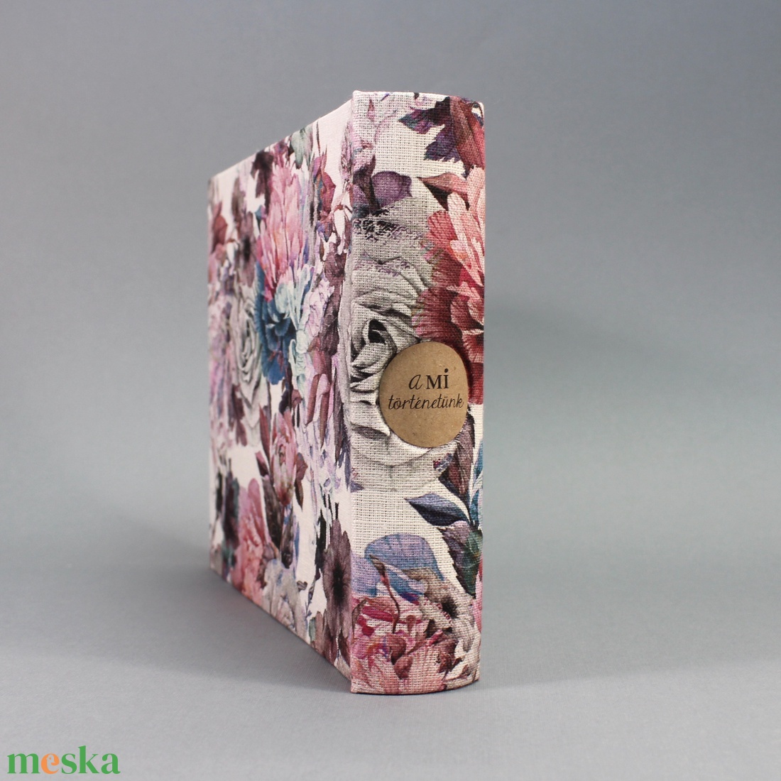 Natúr-kék-pink virágmintás lenvászon fotóalbum - 22x17 cm - otthon & életmód - papír, írószer - album & fotóalbum - Meska.hu Natúr-kék-pink virágmintás lenvászon fotóalbum - 22x17 cm - otthon & életmód - papír, írószer - album & fotóalbum - Meska.hu
