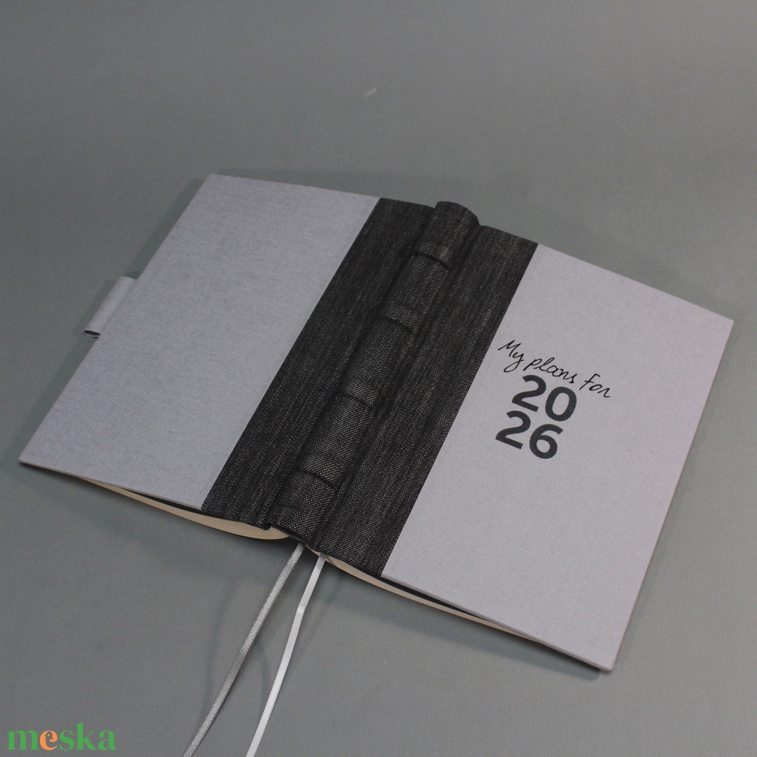 2026 heti tervező / határidőnapló - szürke farmer és vászon  - otthon & életmód - papír, írószer - naptár & tervező - Meska.hu