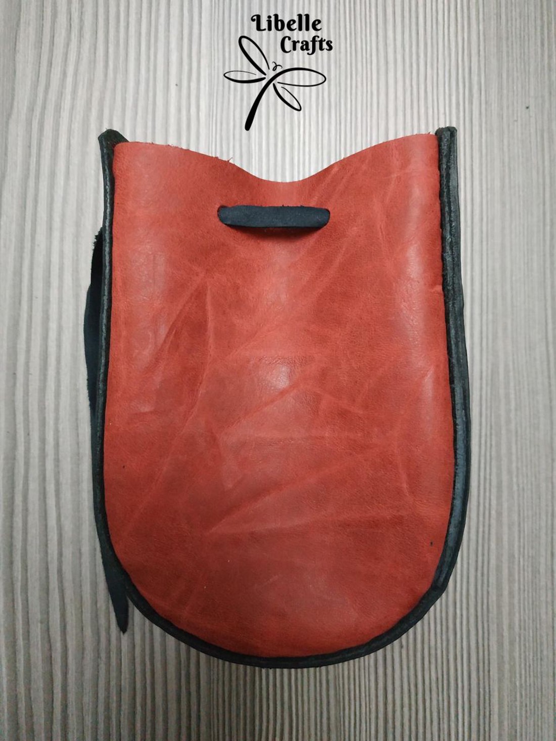 Sárkányszemes kockatartó szütyő - PIROS szemmel - játék & sport - táblajáték és kártyajáték - társasjátékok - dobókocka - Meska.hu