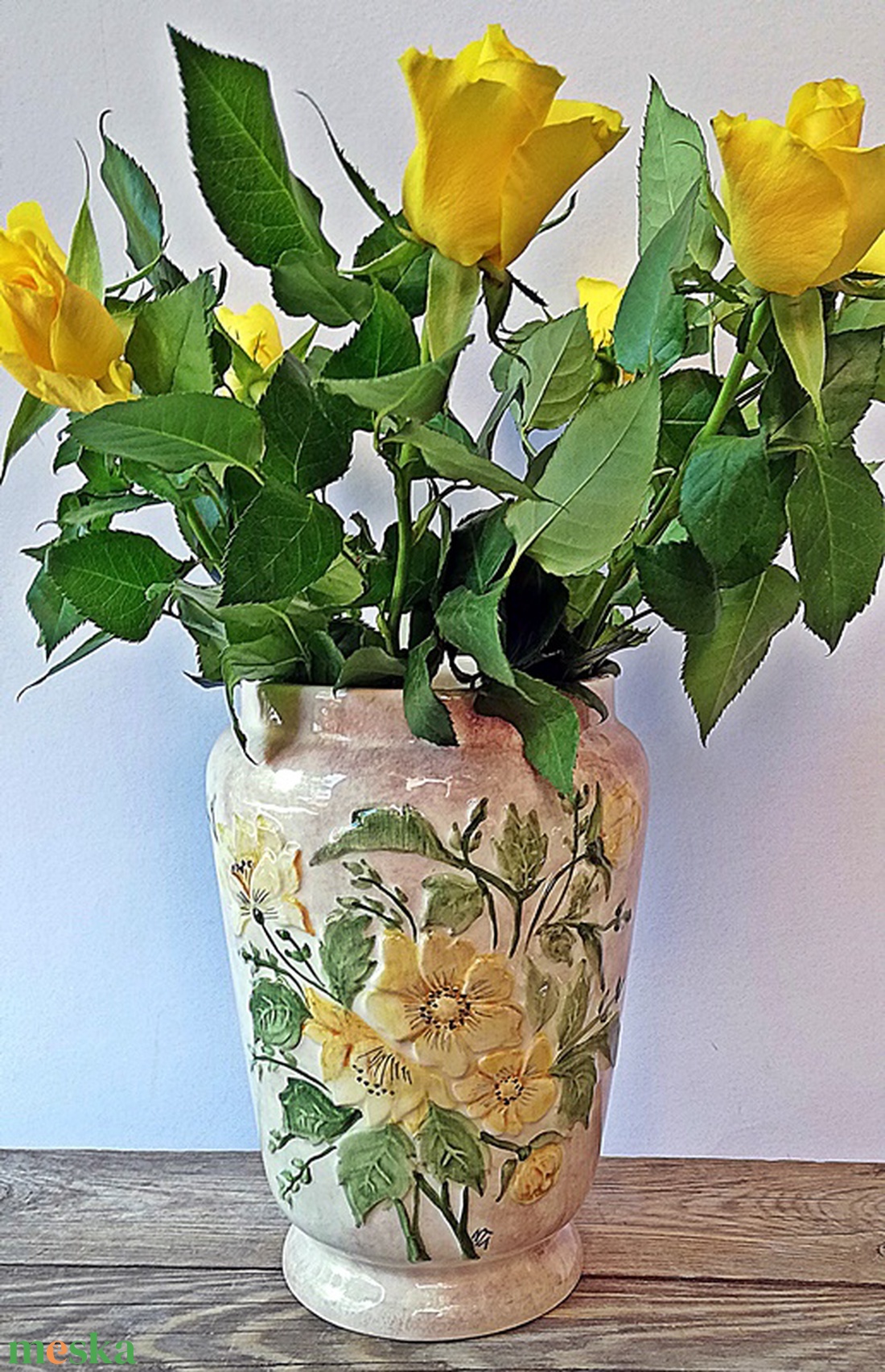 Vadrózsás egyedi-vintage váza - otthon & életmód - dekoráció - virágdísz és tartó - váza - Meska.hu