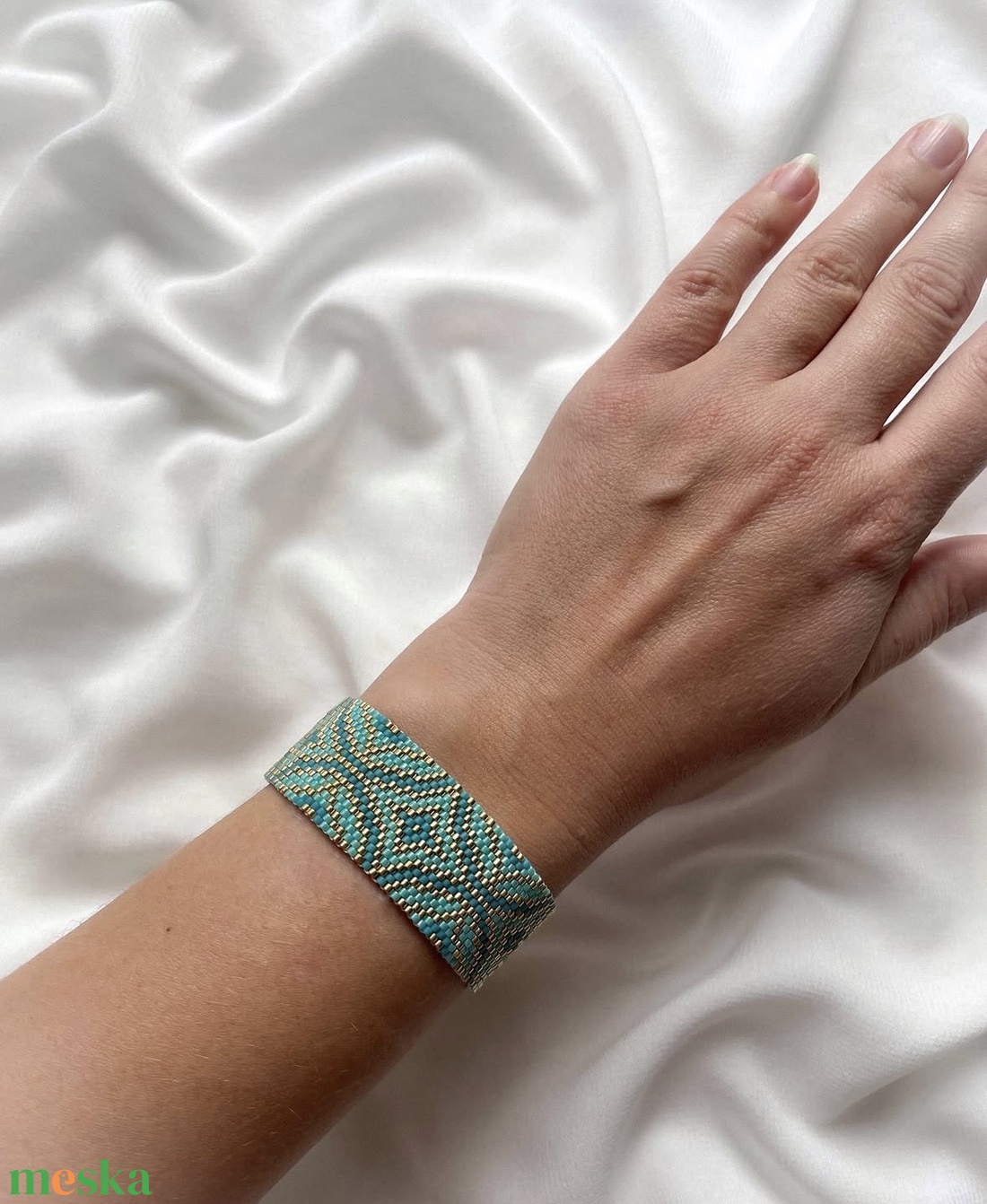 Türkiz arany gyöngyös karkötő és fülbevaló - ékszer - karkötő - gyöngyös karkötő - Meska.hu