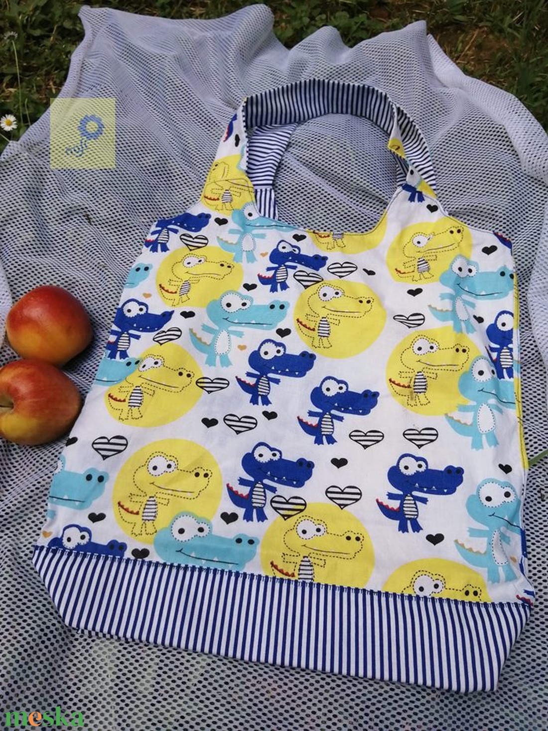 Nusi Bag - Egyedi pamutvászon táska, zsinórral - Krokodilos / kék fehér tengerész csíkos minta variációk - táska & tok - kézitáska & válltáska - kézitáska - Meska.hu Nusi Bag - Egyedi pamutvászon táska, zsinórral - Krokodilos / kék fehér tengerész csíkos minta variációk - táska & tok - kézitáska & válltáska - kézitáska - Meska.hu