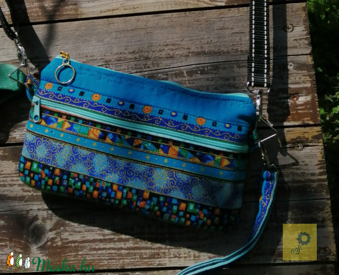 Könnyű textil kézitáska, csuklótáska, pénztárca -  türkiz aranymintás pamutvászon anyagból  - táska & tok - pénztárca & más tok - kártyatartó & irattartó - Meska.hu