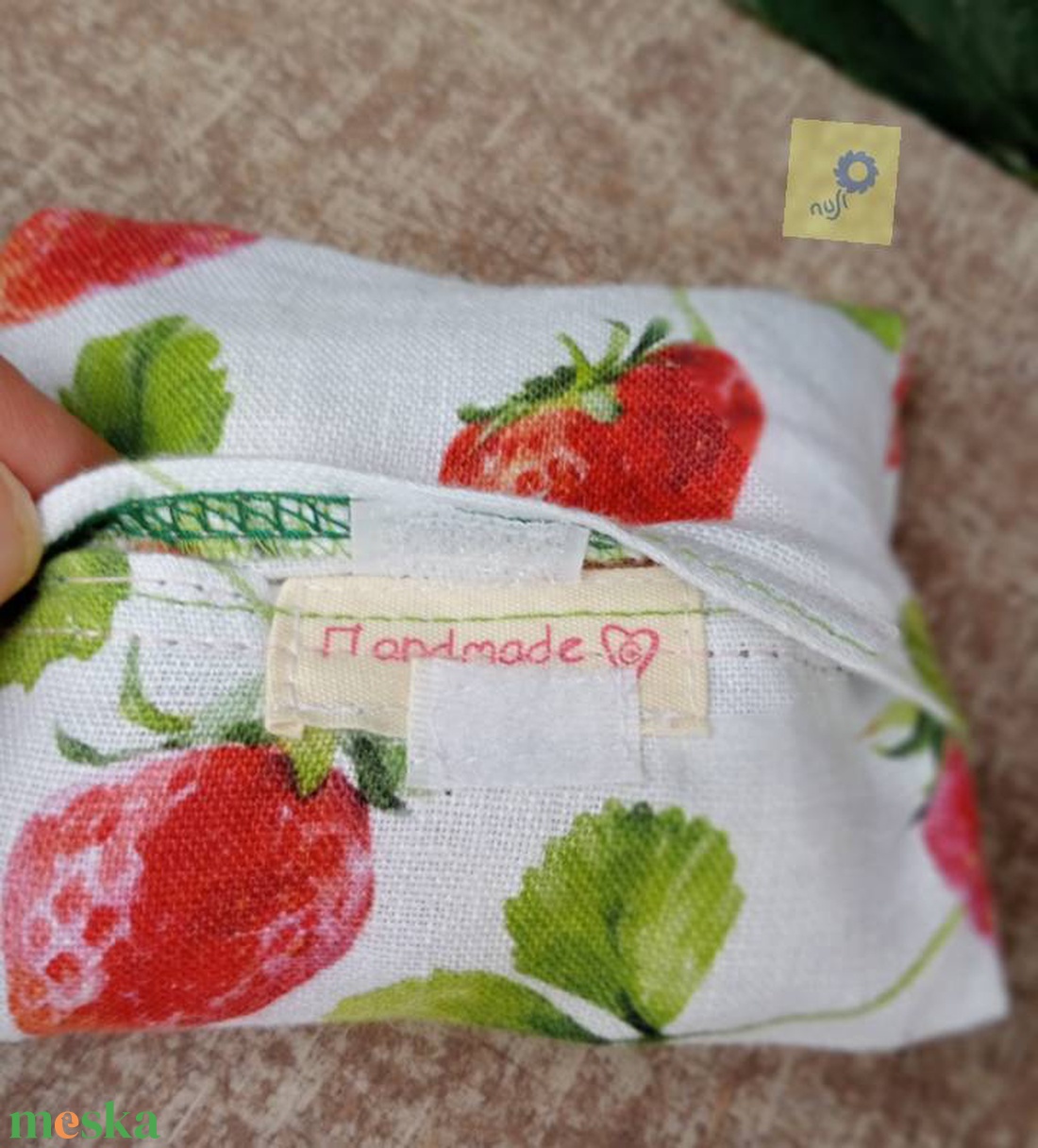 Meggymag párnácska eper mintás prémium lenvászon huzatban  - otthon & életmód - lakástextil - párna & párnahuzat - Meska.hu