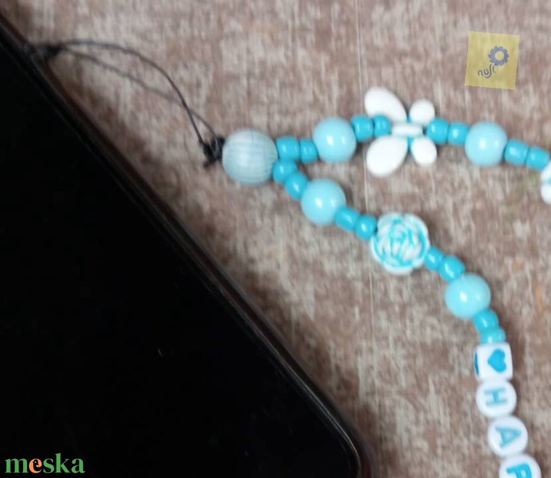 Mobil dísz / phone charm - kék árnyalat, happy felirattal  - ékszer - karkötő - charm karkötő - Meska.hu