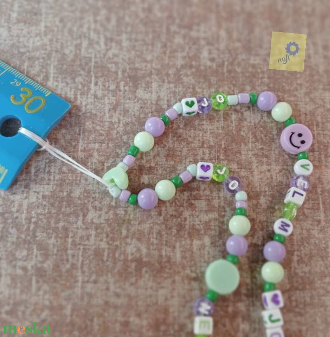 Mobil dísz / phone charm - zöld-lila árnyalat, magyar nyelvű felirattal - ékszer - karkötő - charm karkötő - Meska.hu Mobil dísz / phone charm - zöld-lila árnyalat, magyar nyelvű felirattal - ékszer - karkötő - charm karkötő - Meska.hu