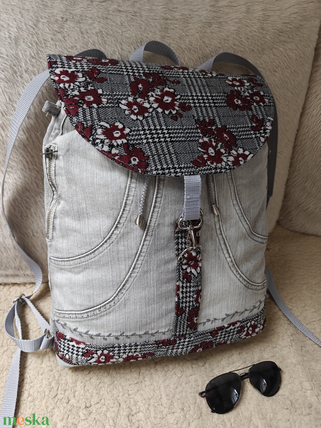 Világos szürke nagy méretű farmer hátizsák - táska & tok - hátizsák - hátizsák - Meska.hu