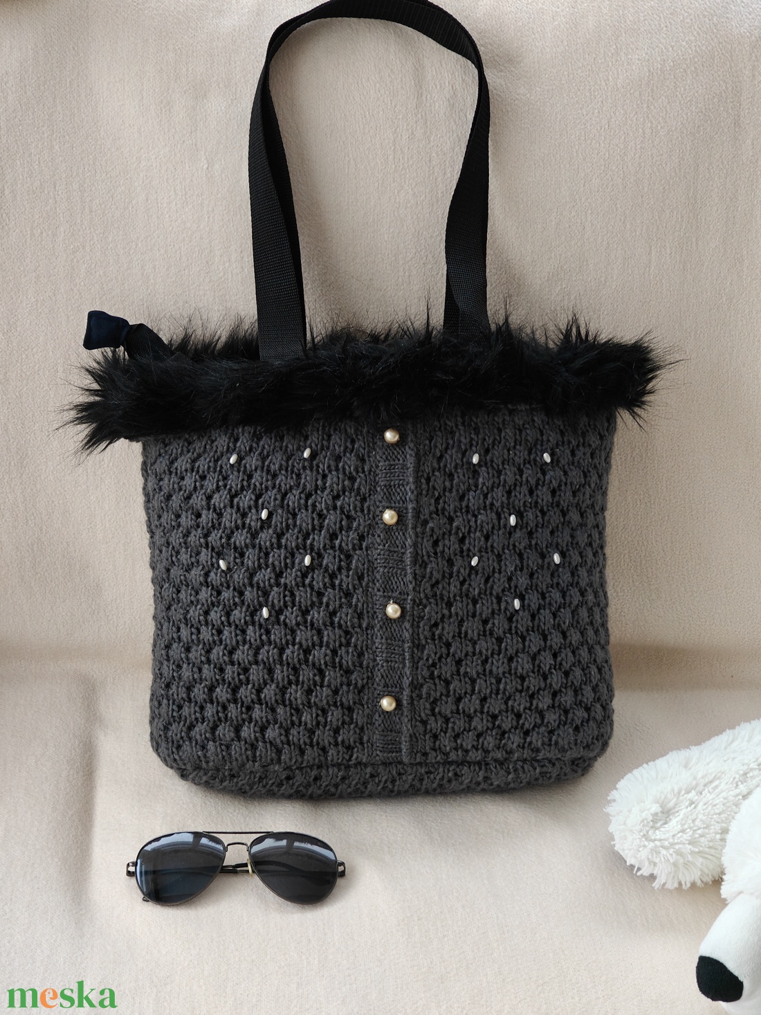 Sötétszürke gyöngyös szőrmés  - táska & tok - kézitáska & válltáska - nagy pakolós táska - Meska.hu
